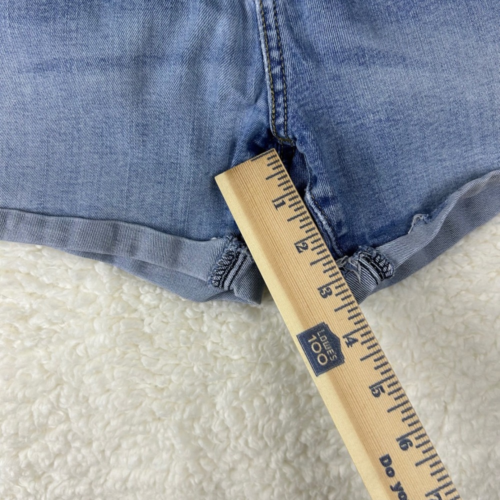 Signature Levi Strauss Womens Mid Rise Distressed Denim Shorts Light Wash Size12 - Picture 7 of 12